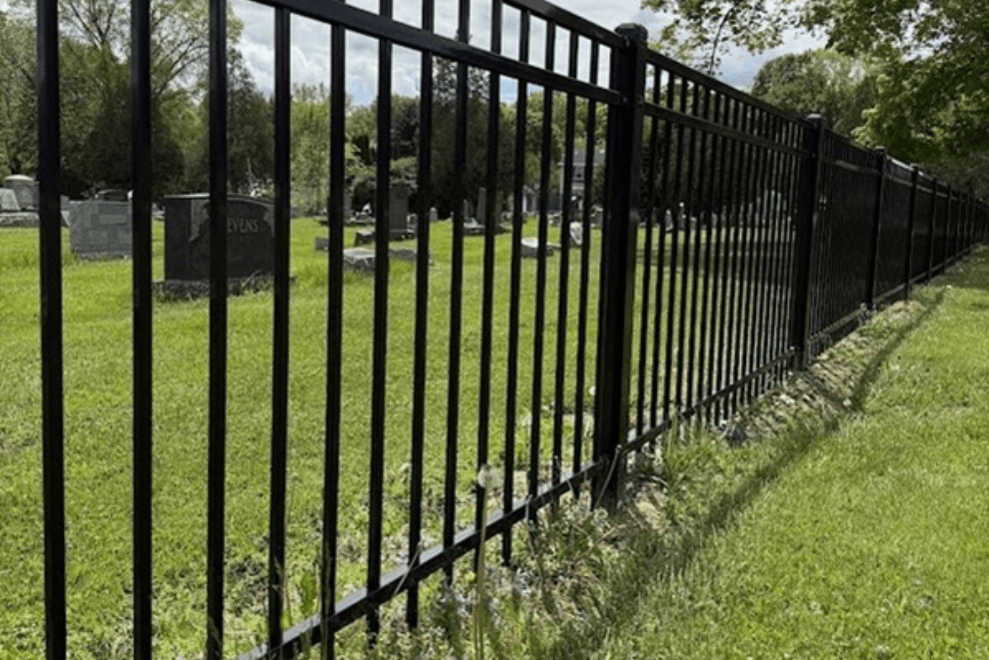 wrought-iron-fence-maintenance-mckinney-tx
